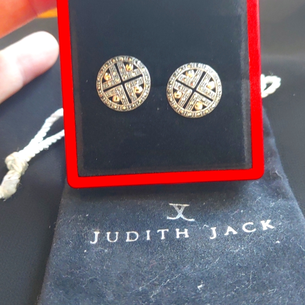 Stunning Judith Jack marcasite earrings!